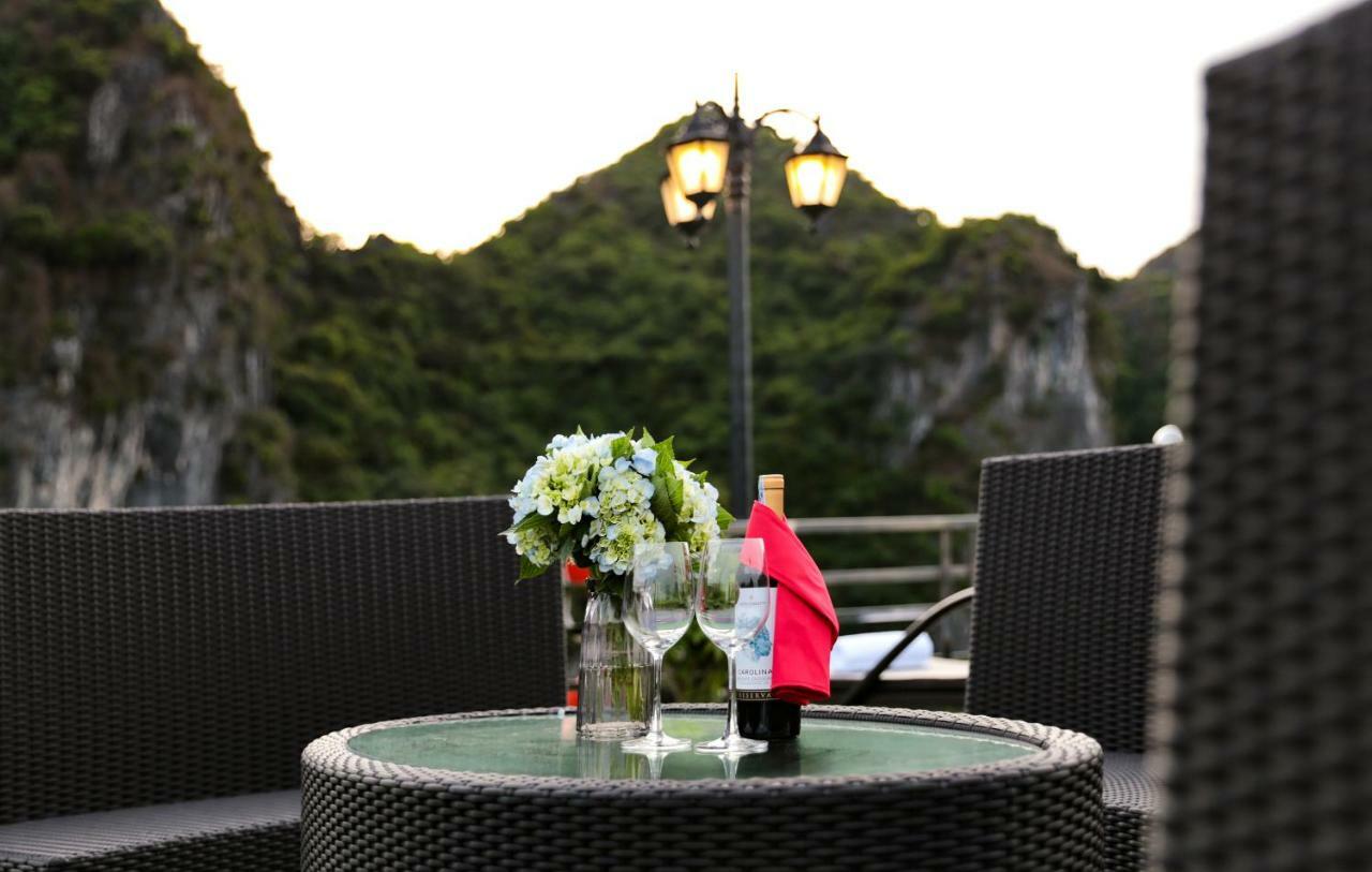 Hotel La Pandora Cruises Ha Long Exterior foto