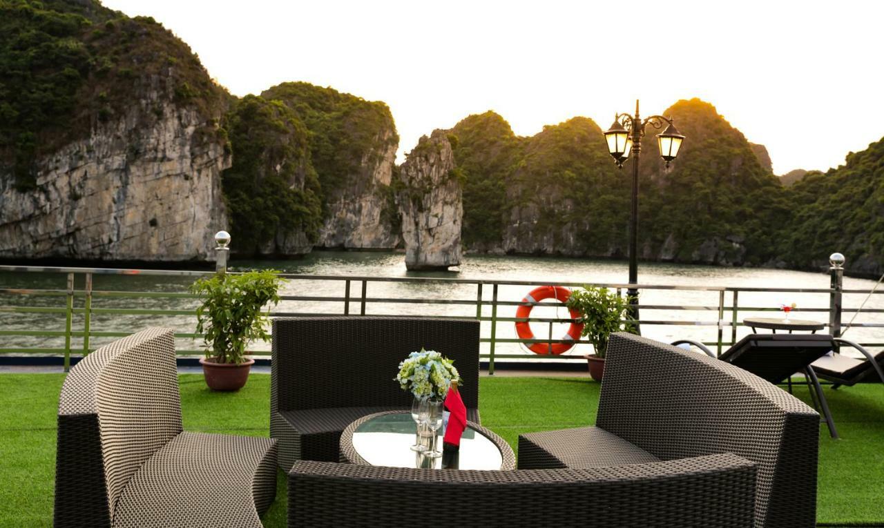 Hotel La Pandora Cruises Ha Long Exterior foto